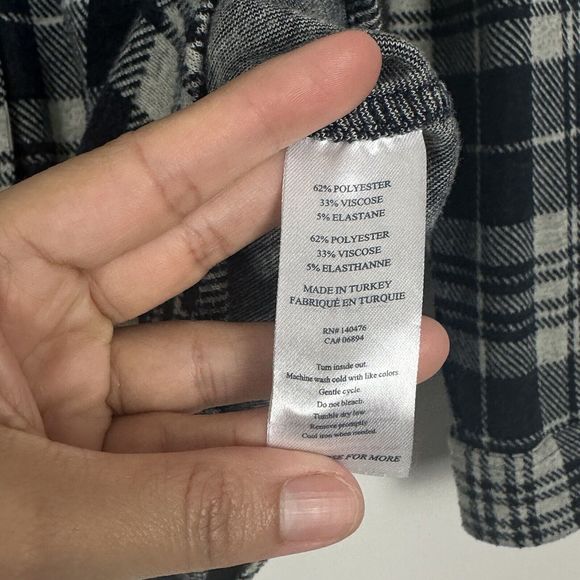 Faherty Legend Sweater Shirt Black Plaid Flannel Button Up Collared Women Sz XS - Picture 7 of 12